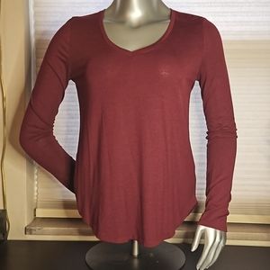 SO Long Sleeve V-Neck T-Shirt - Size S